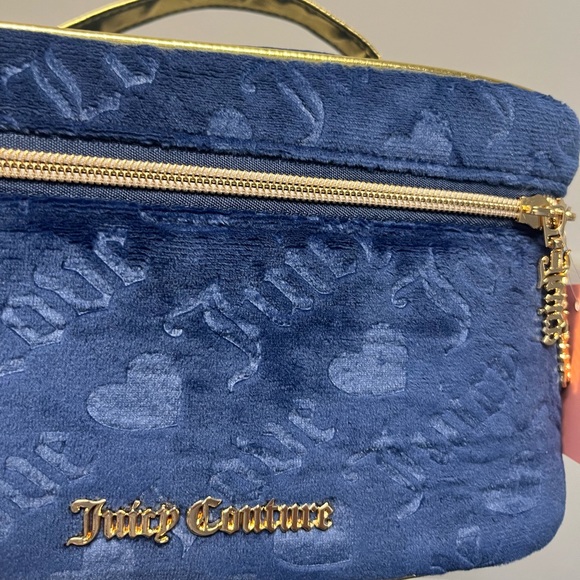 NEW Juicy Couture Travel Makeup Case - Picture 7 of 7